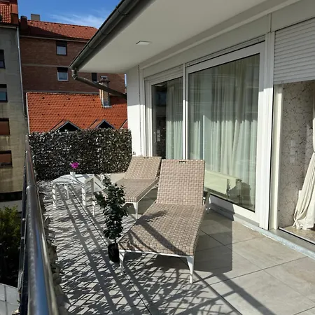 公寓 Apartma Tyrseva