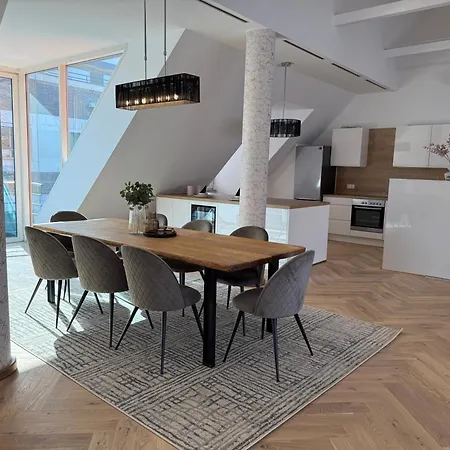 Apartma Tyrseva Appartamento Marburgo