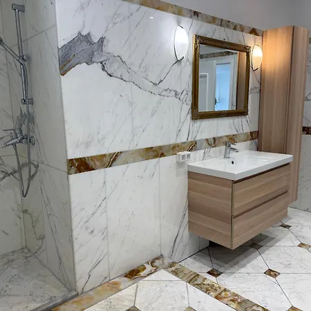 Apartma Tyrseva アパート *