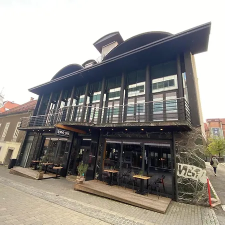 Apartma Tyrseva Lejlighed *