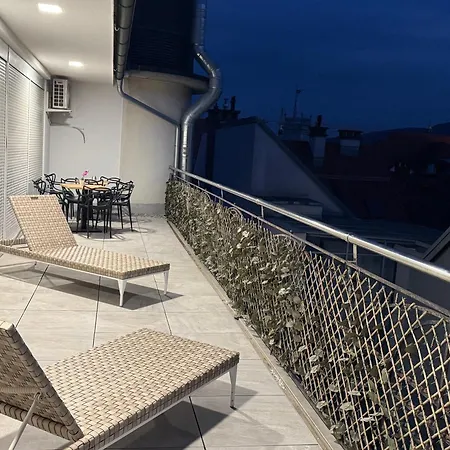 Apartma Apartma Tyrseva *