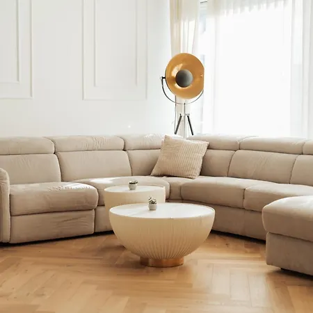 Apartma Tyrseva * Μαριμπόρ