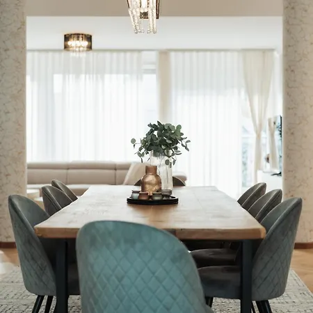 アパート Apartma Tyrseva *